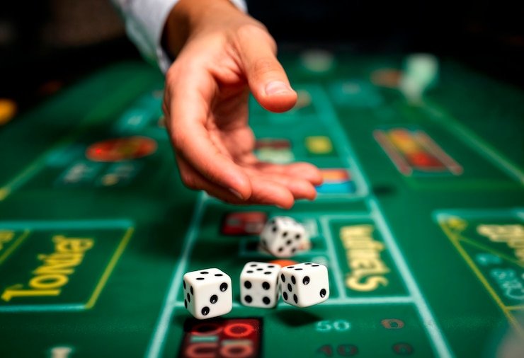 pelangicasino mobile app Caribbean Stud Poker interface